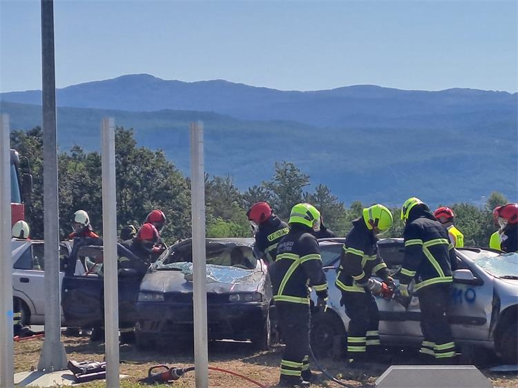 Slika /slike/vjezba_SIGURNOST_istarska (13).jpg